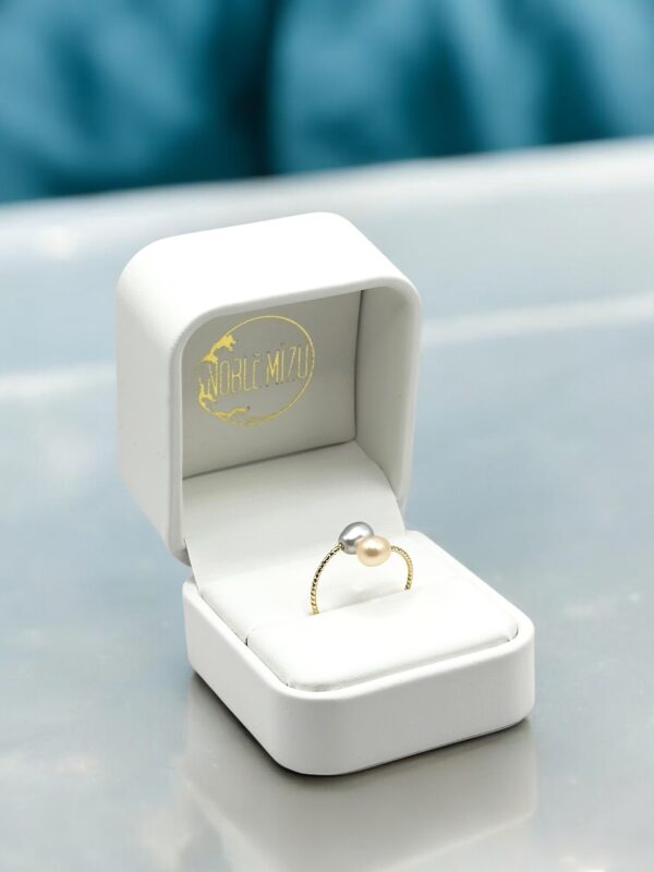 5 – 6 mm Champagne & Gray Oval Pearl Gold Plated Ring