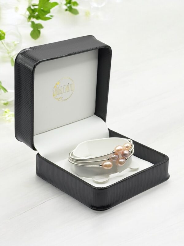 6 – 7 mm Multi Color Pearl Stainless Bangle