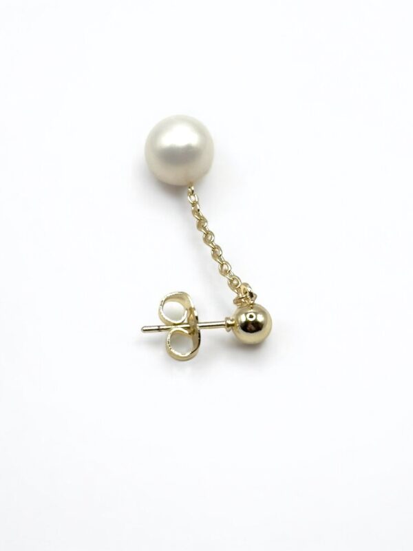 9 – 10 mm White Pearl Dangling Earrings