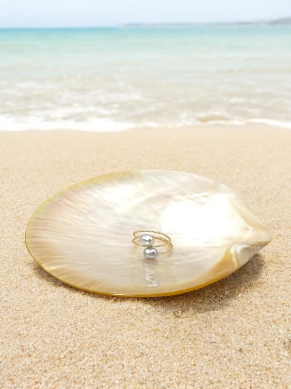 5 – 6 mm Gray Oval Pearl Gold Plated Loop Ring