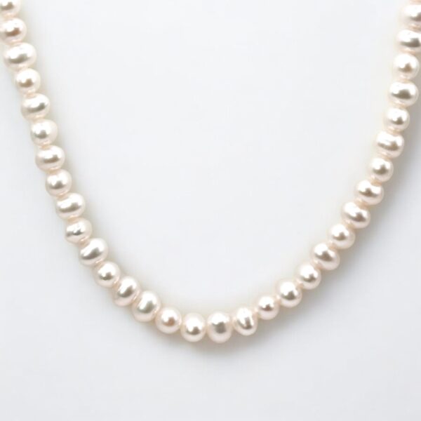 5 – 6 mm White Oval Pearl Necklace Strand