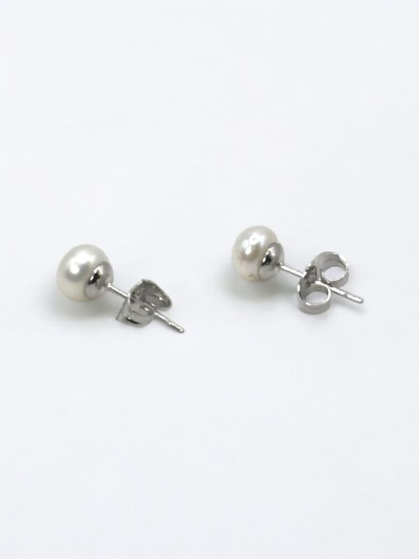 7 – 8 mm White Pearl Stud Earrings