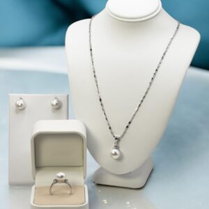 9 – 10 mm White Pearl Set Stainless