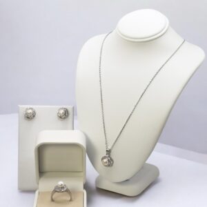 6 – 7 mm White Pearl Set Flower Shaped